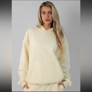 Comfrt signature hoodie